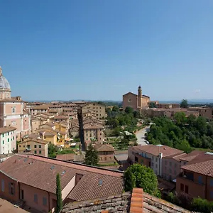 Palazzo Piccolomini Sienne