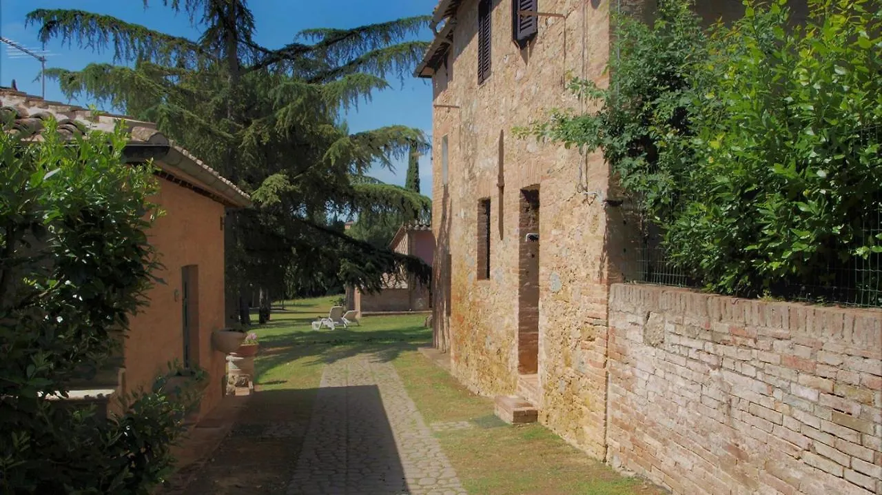 Agriturismo La Grotta Di Montecchino Siena