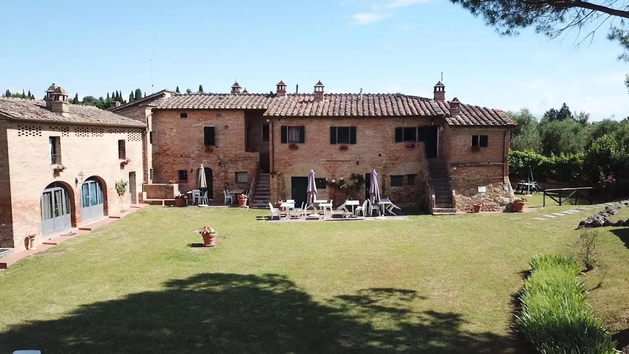 Country house Agriturismo La Grotta Di Montecchino Siena